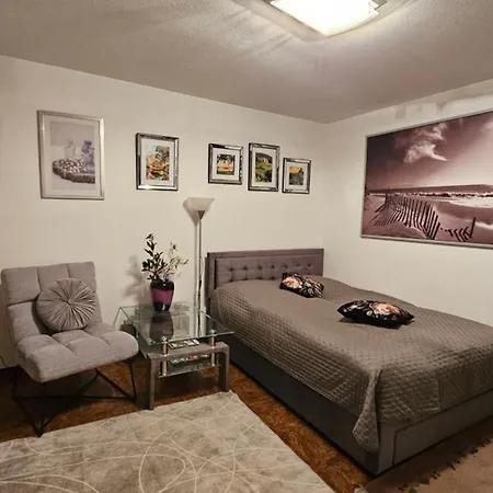 Апартаменты Ferienwohnung Bad Bergzabern Бад-Бергцаберн